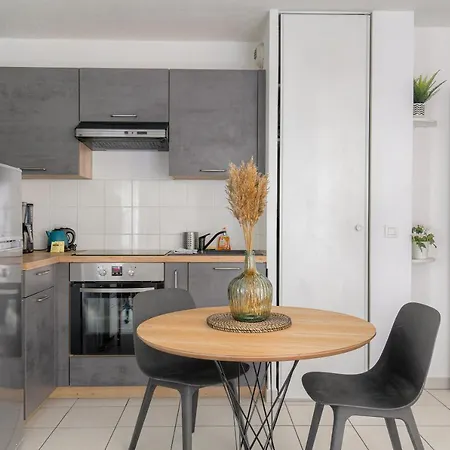 아파트 Le Cosy Et Chaleureux Avec Parking Gratuit