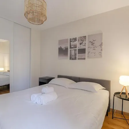 Le Cosy Et Chaleureux Avec Parking Gratuit