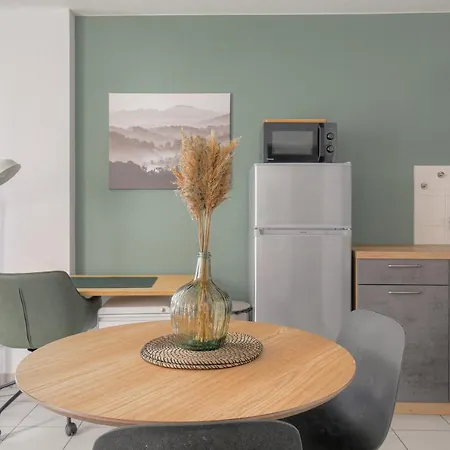 아파트 Le Cosy Et Chaleureux Avec Parking Gratuit *